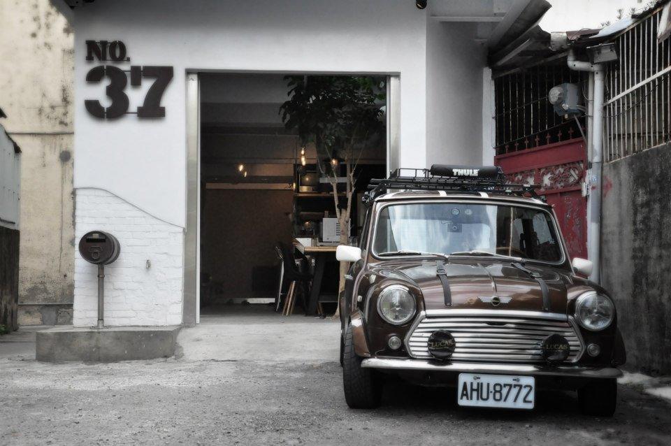 No 37 Homestay Tainan Extérieur photo